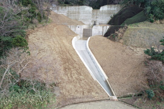 庄平川通常砂防(重点)補正砂防えん堤工事